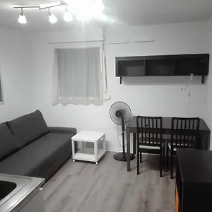 studio-devant-les-remparts-avec-parking-priv.fr-provencehotel.com/